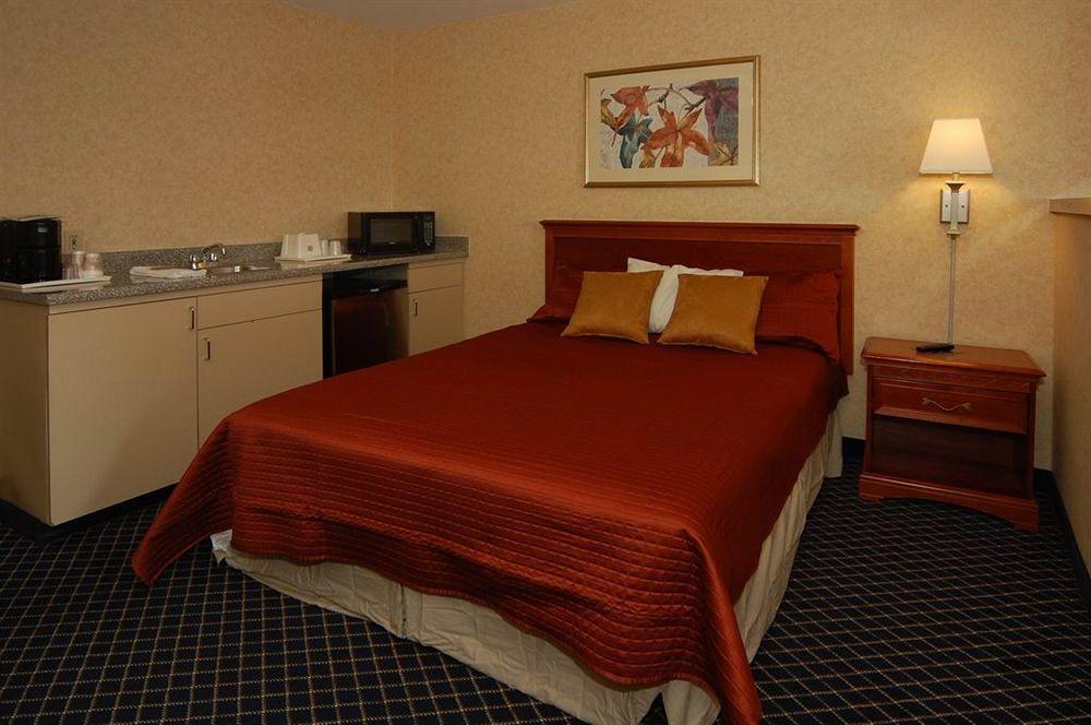 Best Western Plus Executive Inn & Suites Manteca Exterior photo
