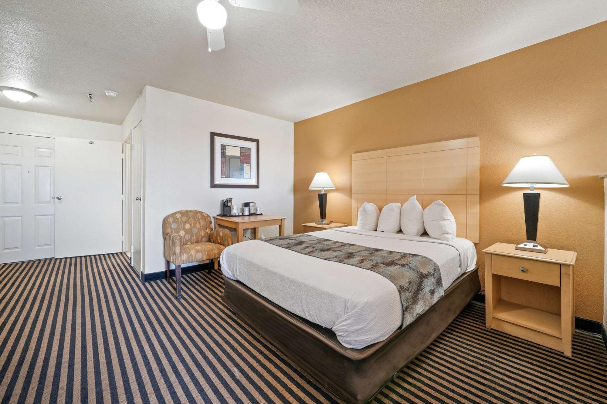 Best Western Plus Executive Inn & Suites Manteca Exterior photo
