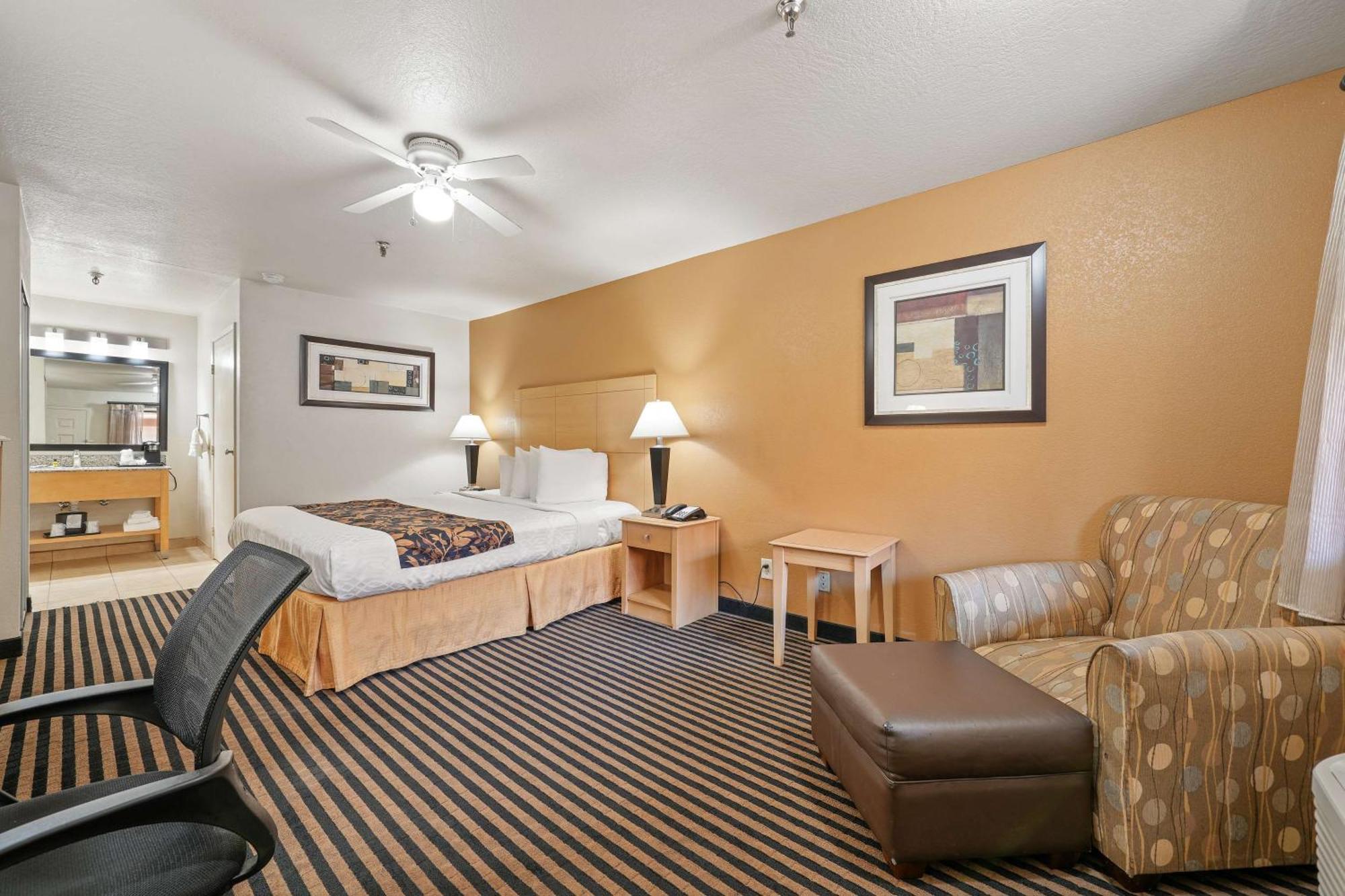 Best Western Plus Executive Inn & Suites Manteca Exterior photo