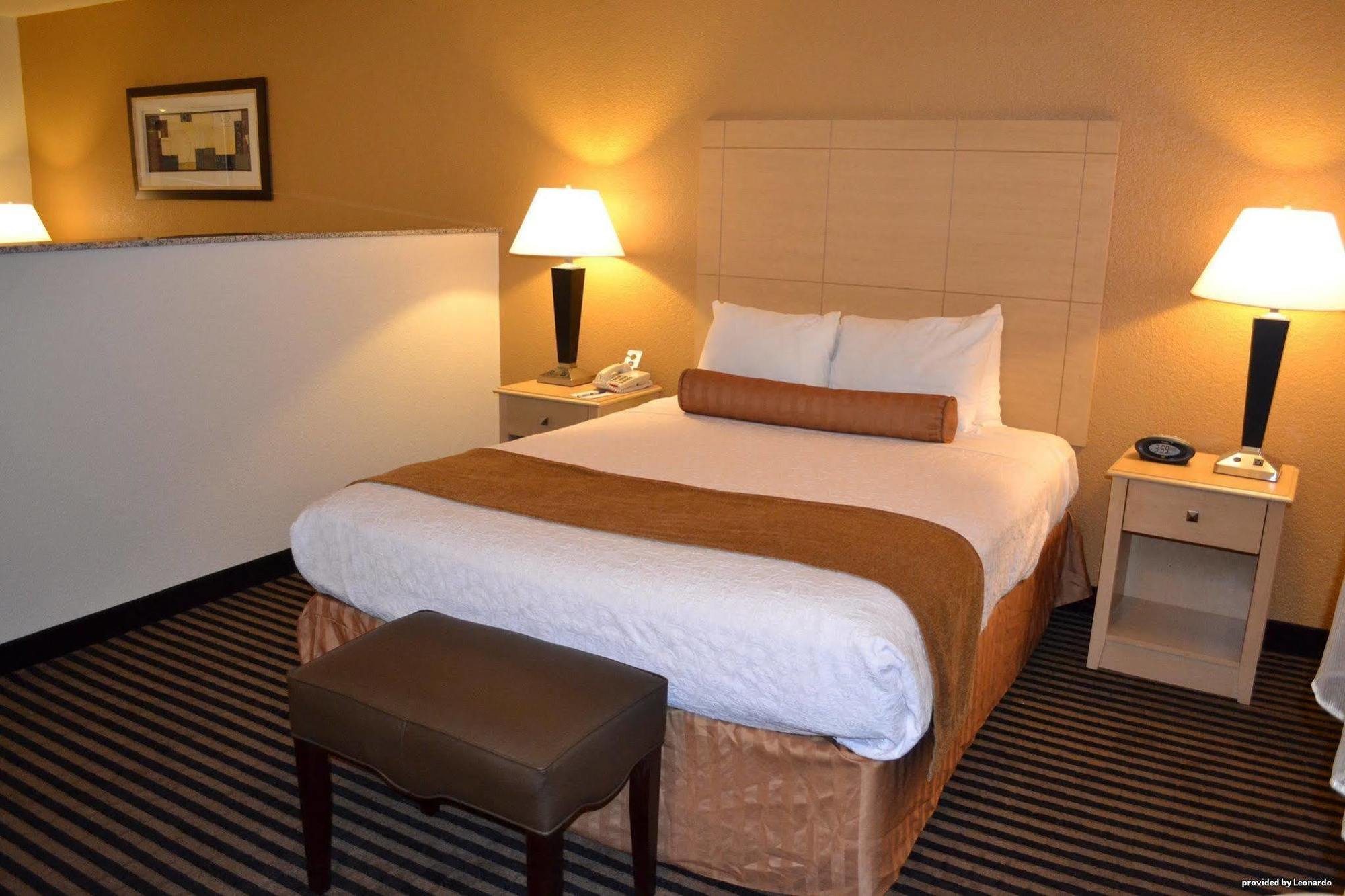 Best Western Plus Executive Inn & Suites Manteca Exterior photo
